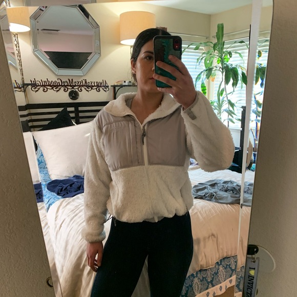 EUC The North Face Denali Jacket - Picture 2 of 15